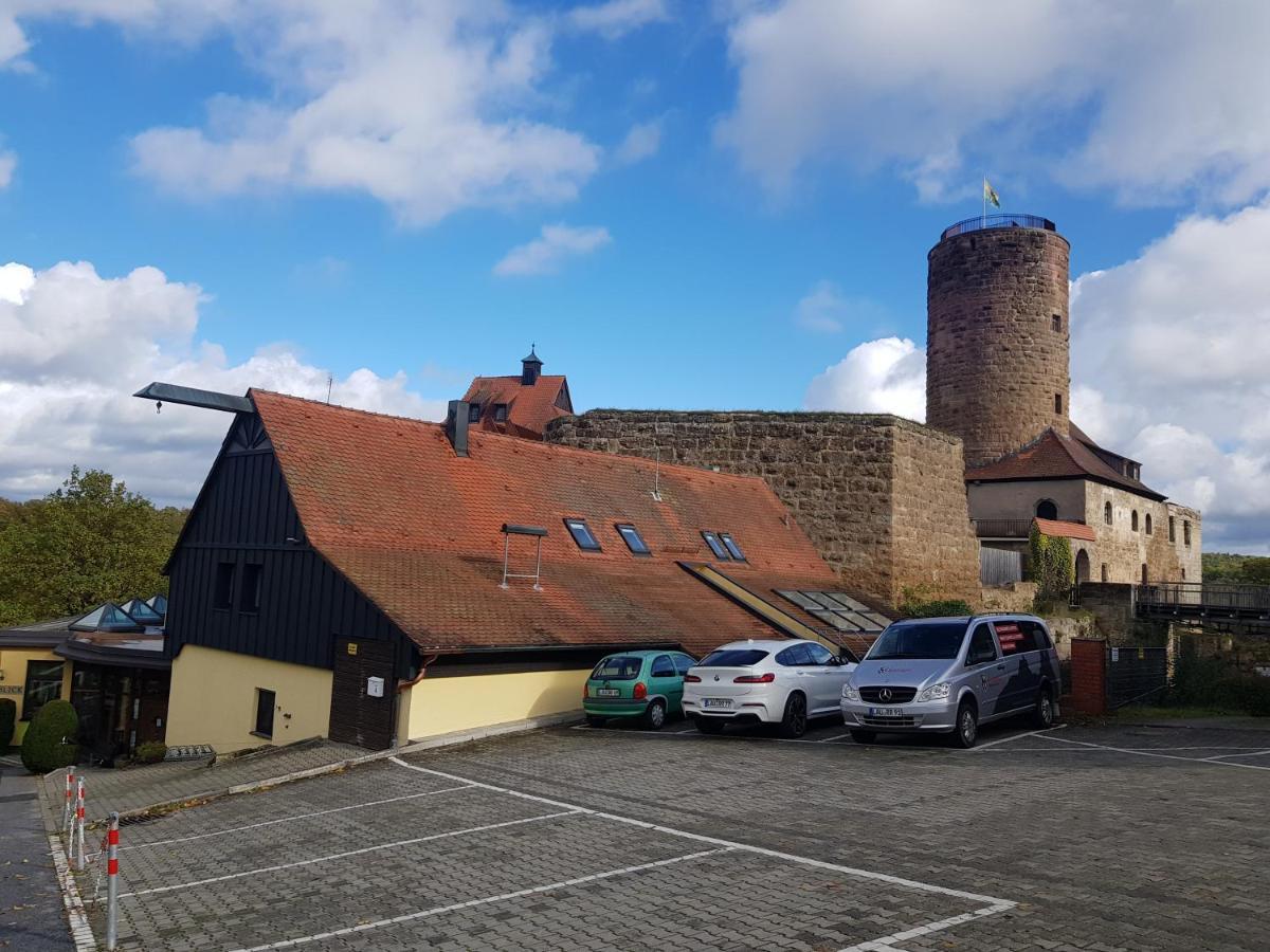 Burgschaenke, Hotel & Restaurant - E-Mobilitaet Ladestationen Fuer Elektroautos Burgthann エクステリア 写真