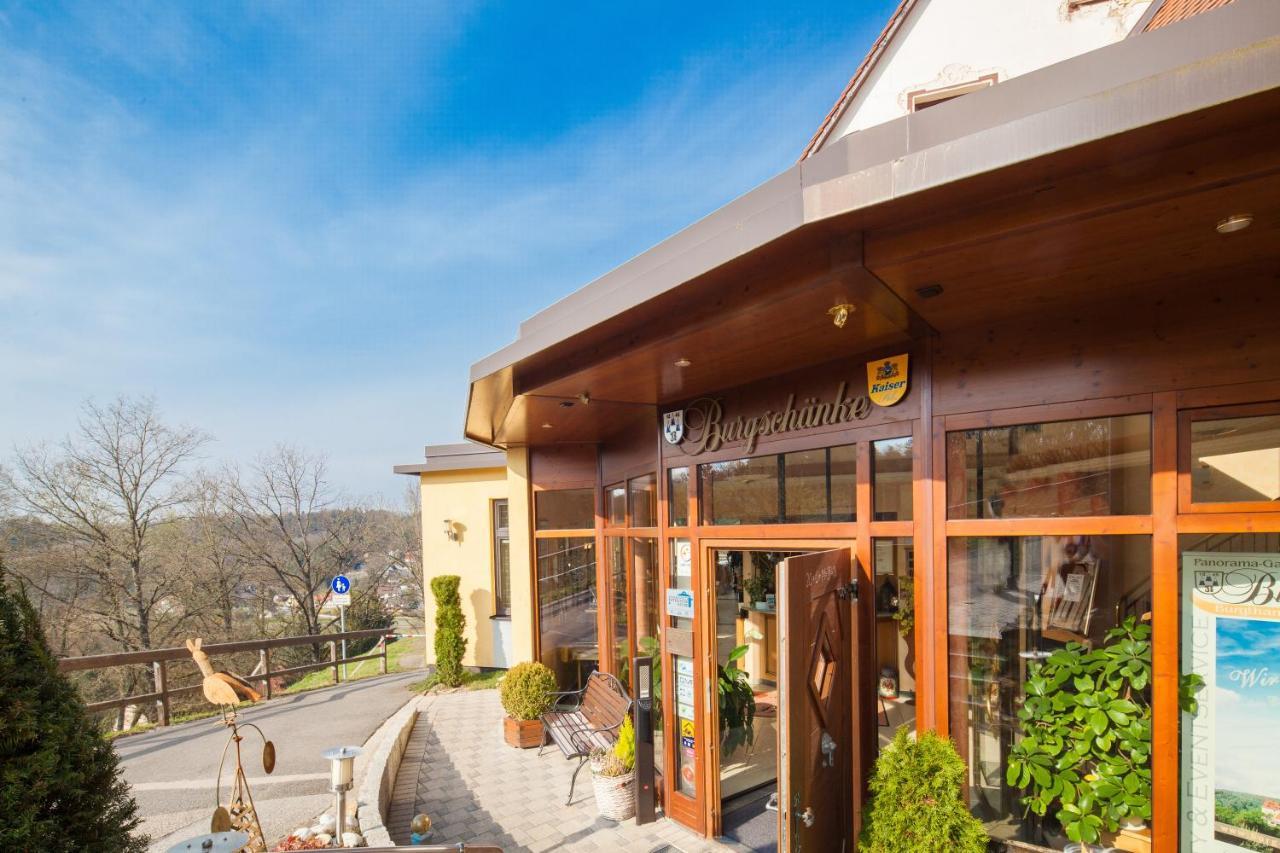 Burgschaenke, Hotel & Restaurant - E-Mobilitaet Ladestationen Fuer Elektroautos Burgthann エクステリア 写真