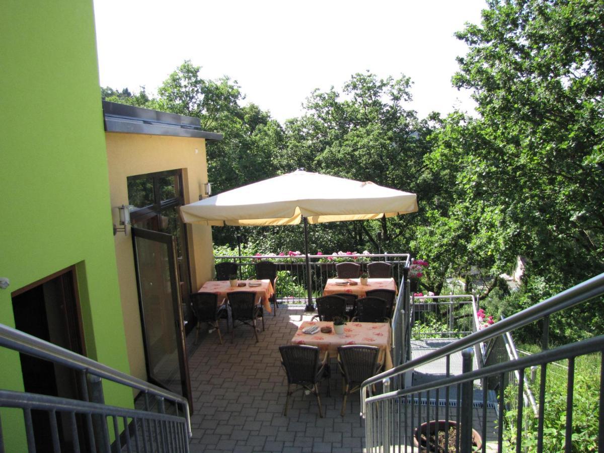 Burgschaenke, Hotel & Restaurant - E-Mobilitaet Ladestationen Fuer Elektroautos Burgthann エクステリア 写真